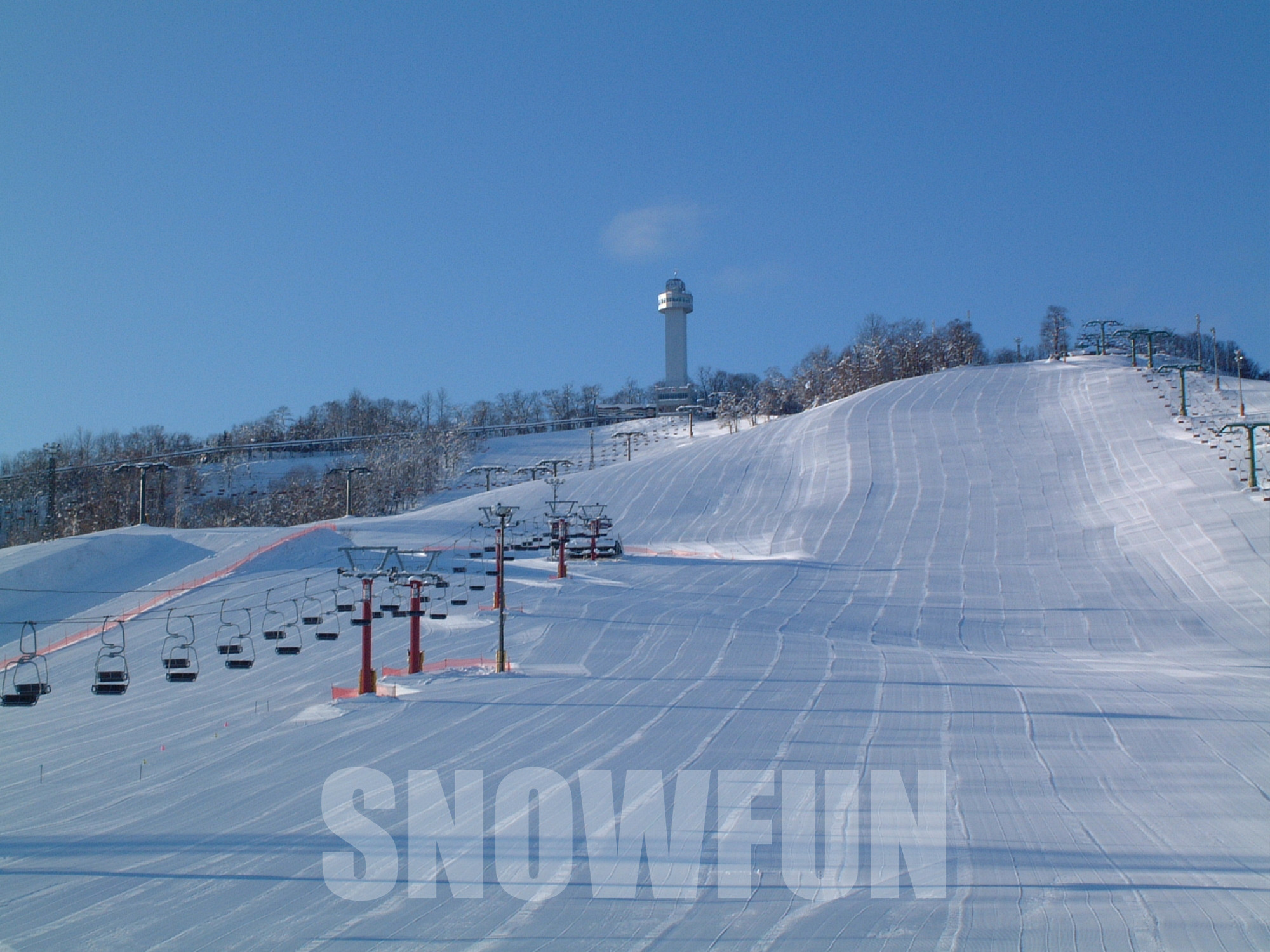 聖誕禮物公園滑雪場